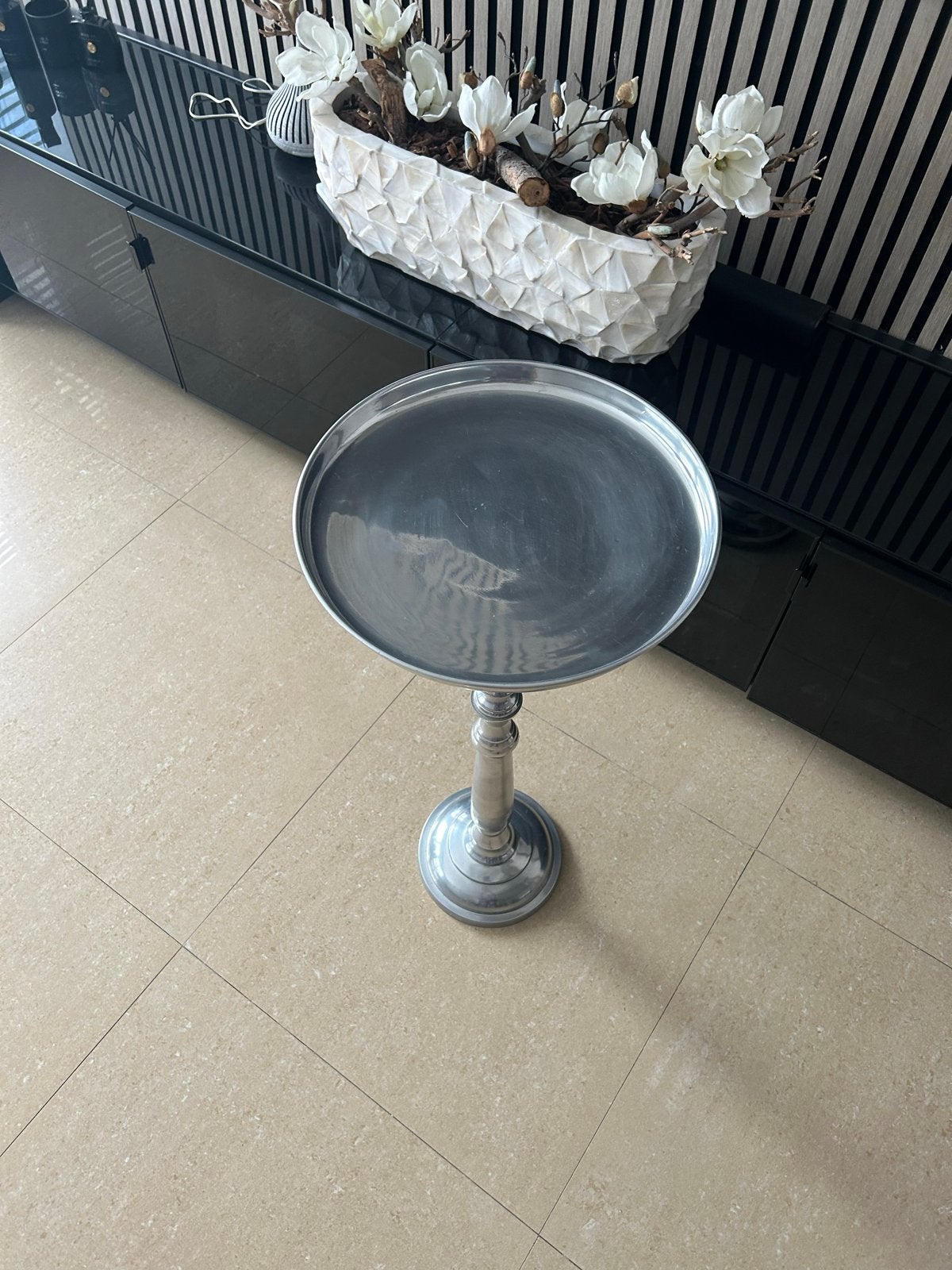 Decoratieve bijzettafel/plantentafel, Huis en Inrichting, Tafels | Bijzettafels, Ophalen, Minder dan 55 cm, Gebruikt, Metaal of Aluminium