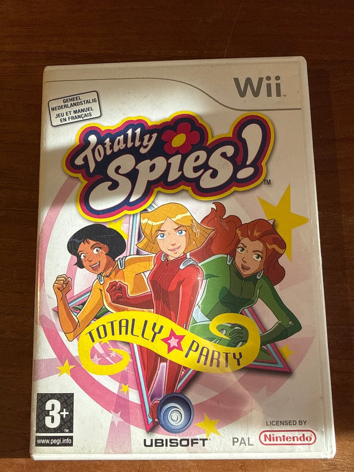 Totally Spies! Totally Party - Wii (Nederlandstalig), Gebruikt, Overige genres, Eén computer, Ophalen of Verzenden
