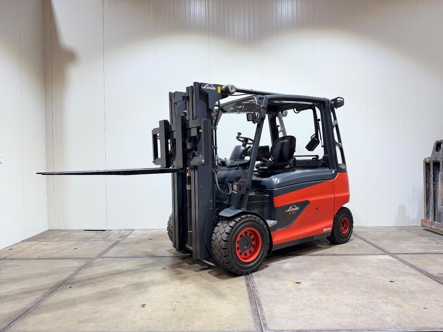 Linde E50 L [CONTAINER UITVOERING] Nieuwstaat APPROVED TRUCK, Meer dan 4000 kg, Elektrisch, Heftruck, Linde