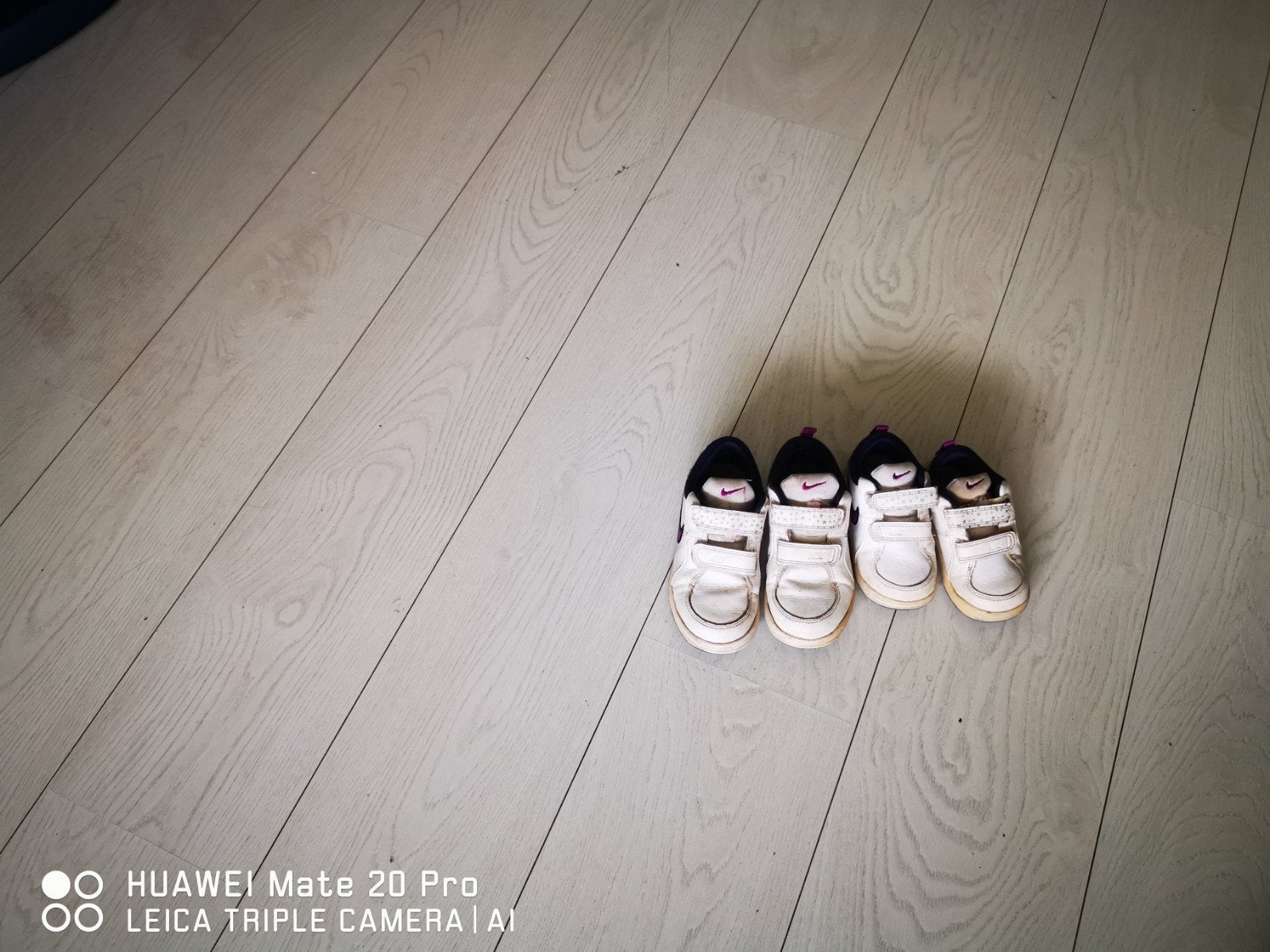 Nike kinderschoenen - maat 23,5, Gebruikt, Jongen of Meisje, Schoenen, Ophalen of Verzenden