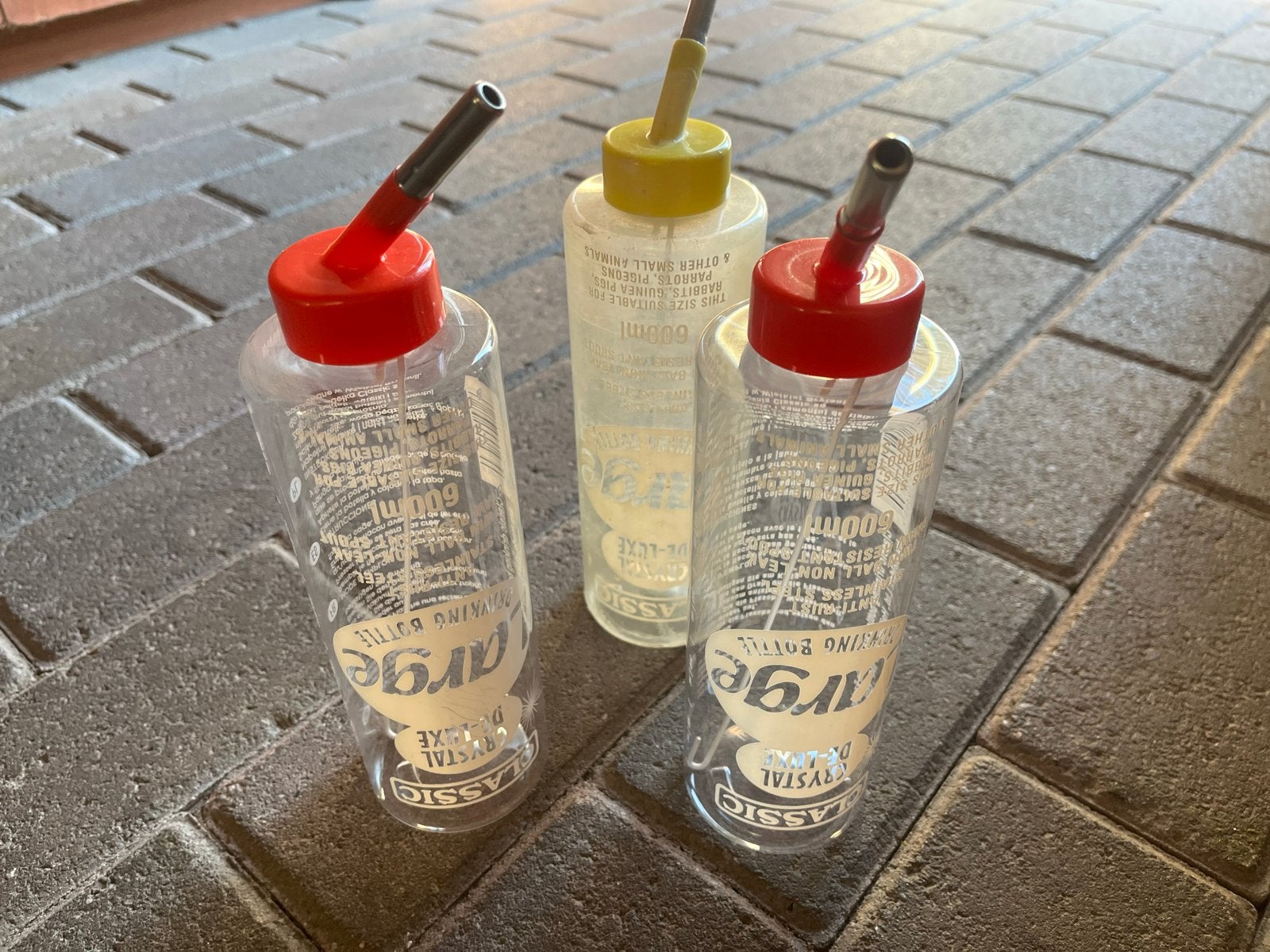 Drinkflesjes dieren, Ophalen, Nieuw