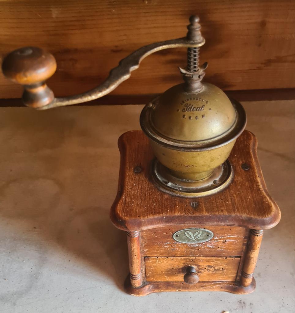 Koffiemolen, Antiek en Kunst, Antiek | Keukenbenodigdheden, Ophalen of Verzenden