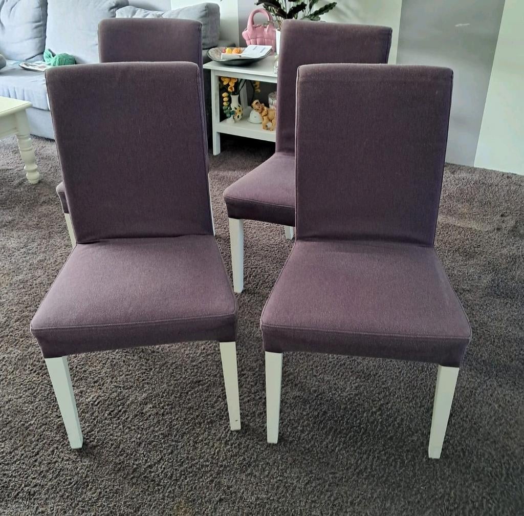 Gratis 4 stuks ikea bergmund eetkamerstoelen, Ophalen, Wit