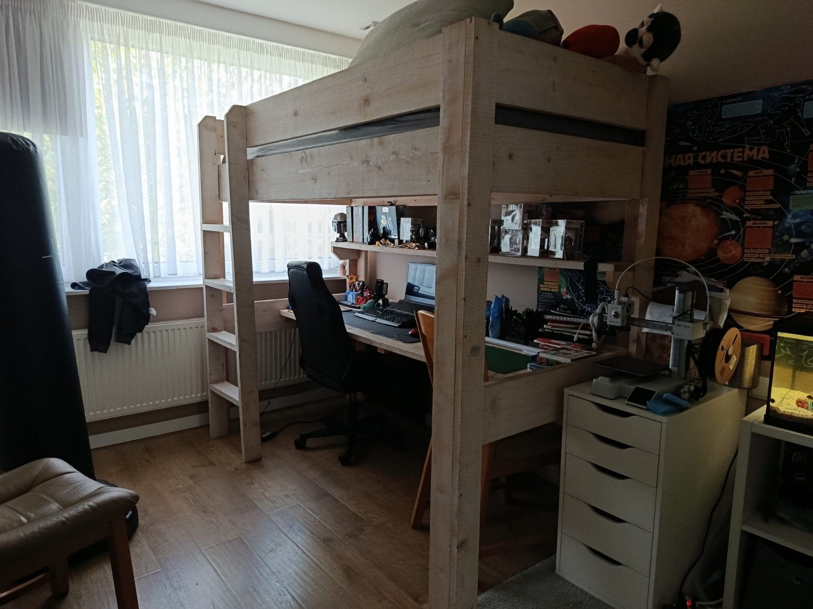 Stevige houten hoogslaper met bureau (90x200), Ophalen, Gebruikt, Eenpersoons, 200 cm