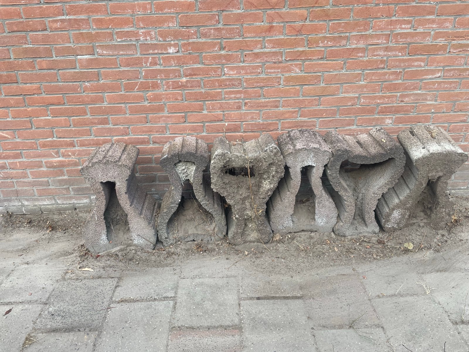 Betonnen maxiflor bloembakken stapelbaar gratis, Ophalen, Gebruikt, Minder dan 30 cm, Minder dan 60 cm