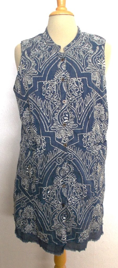 Apart lang bewerkt gilet! L, Maat 42/44 (L), Zo goed als nieuw, Zonder mouw, Verzenden