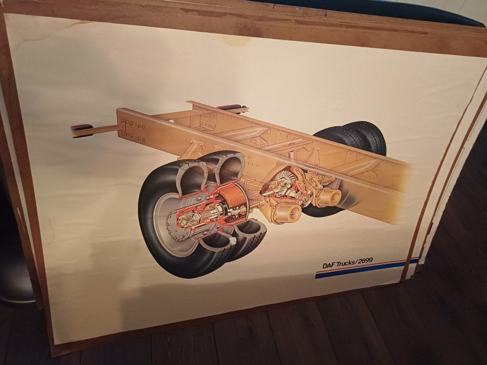 DAF Trucks/2699 Chassis Illustratie Poster, Boeken, Ophalen, Gelezen, Overige merken, DAF