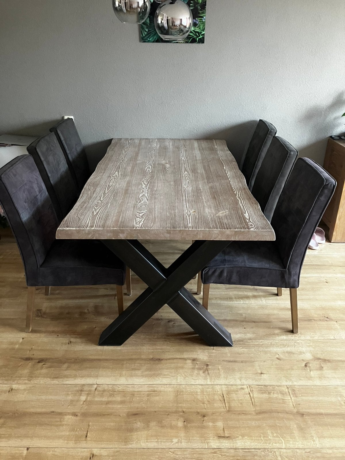Prachtige houten eettafel “Rough”  met zes stoelen van Haco,, Ophalen, 50 tot 100 cm, Zo goed als nieuw, Vijf personen of meer