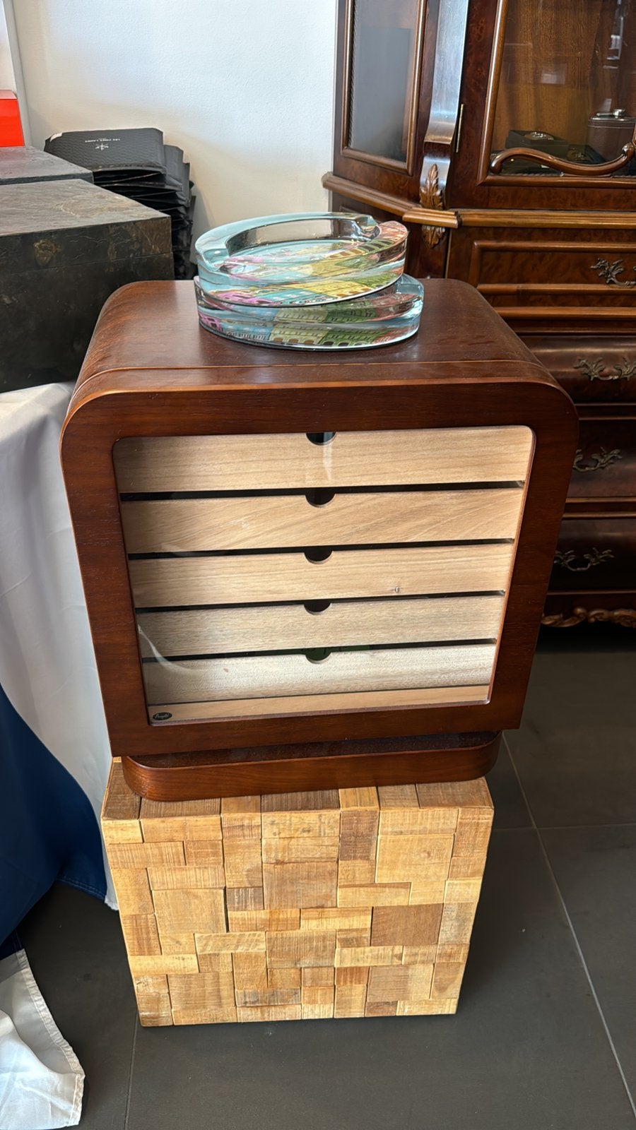 Humidor cigar, Ophalen of Verzenden, Zo goed als nieuw, 25 tot 50 cm, Minder dan 100 cm