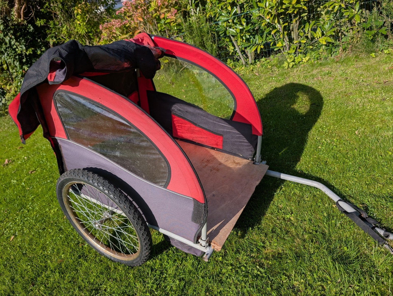 Fietskar voor kinderen/hond of bagage - Rood/Zwart, Ophalen, Gebruikt, Bagagekar, 40 tot 60 kg