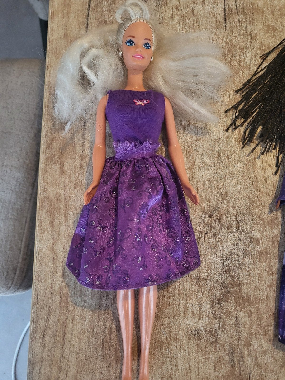 Barbie pop met paarse jurk, Ophalen of Verzenden, Zo goed als nieuw, Barbie