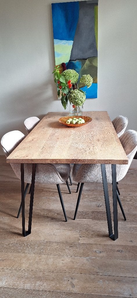 Eiken eetkamertafel met zwarte metalen poten., Ophalen, Modern eiken, 50 tot 100 cm, Zo goed als nieuw