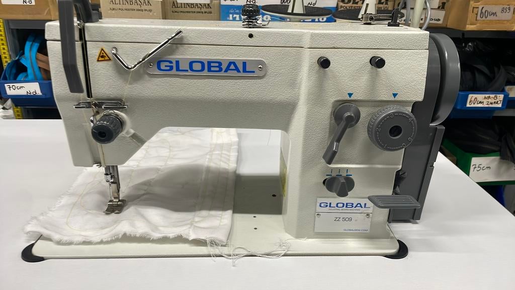Global ZZ 509 Industriële Zigzag Naaimachine, Hobby en Vrije tijd, Naaimachines en Toebehoren, Industrieel, Ophalen, Overige merken
