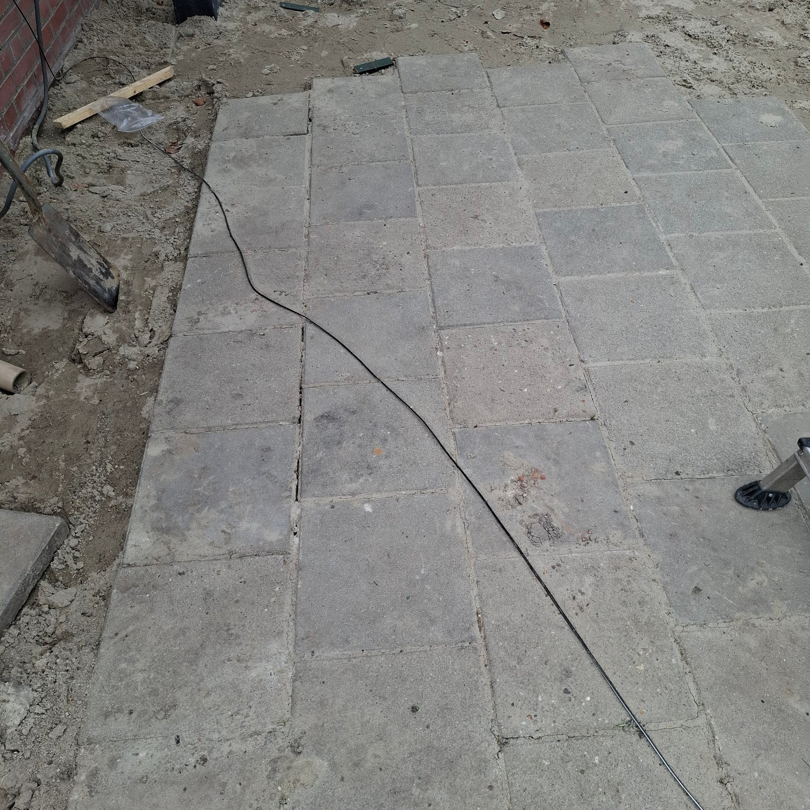 Gratis stoeptegels 50x50 af te halen, Ophalen, Gebruikt, 10 m² of meer, Beton