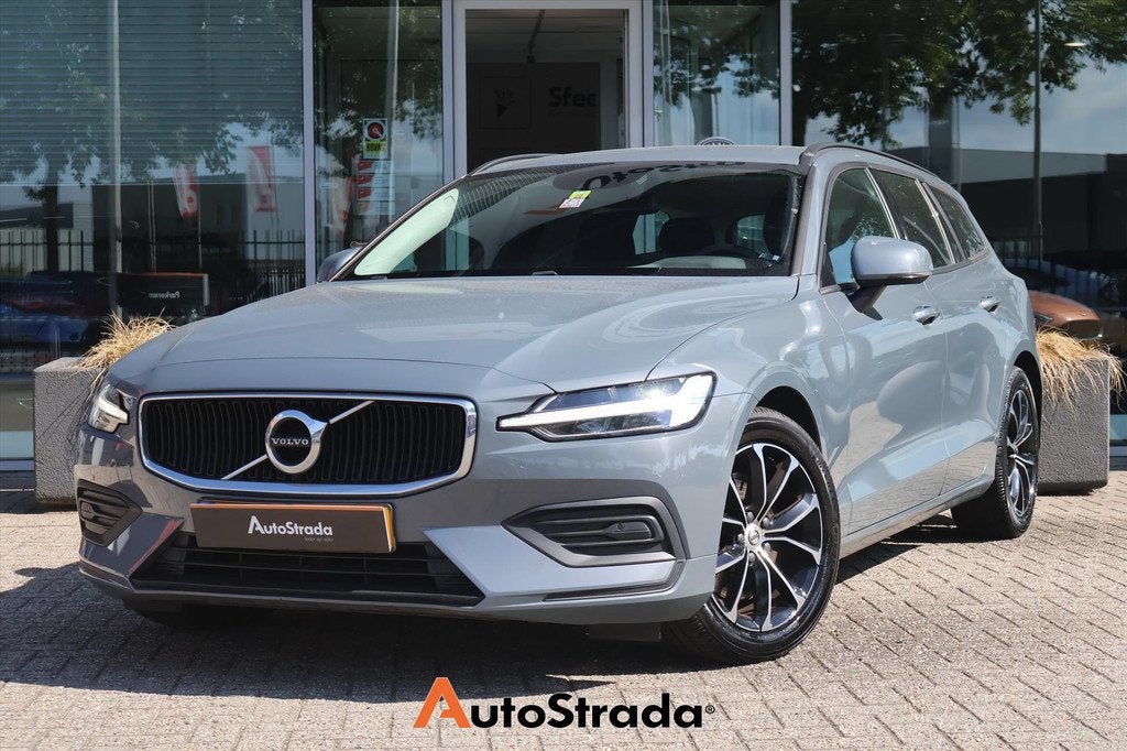 Volvo V60 B3 Momentum Advantage 163pk | Camera | Stoelverwar, Auto's, Volvo, 4 cilinders, 163 pk, Origineel Nederlands, Adaptive Cruise Control