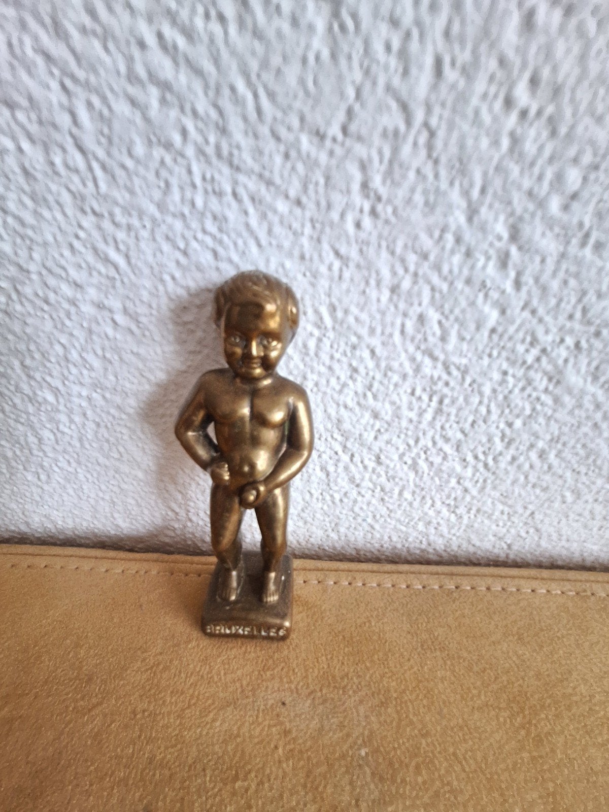 Manneken Pis beeldje - Brussel souvenir, Antiek en Kunst, Ophalen, Koper