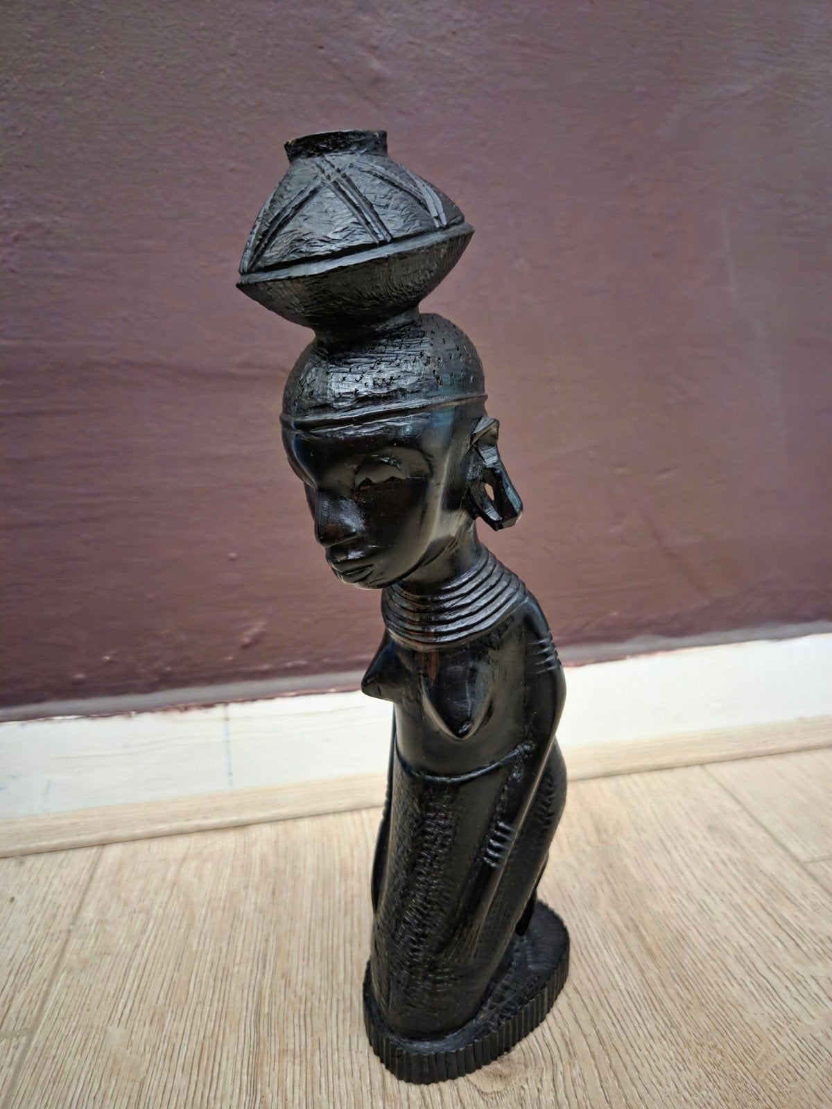 Vintage Afrikaans Houtsnijwerk - Vrouw met Pot, Antiek en Kunst, Houtsnijwerk, Ophalen of Verzenden, Handgemaakt, Hout