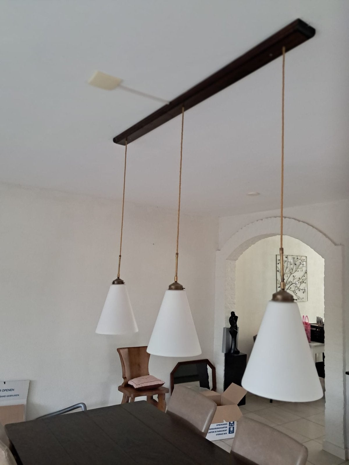 Elegante hanglamp met 3 glazen kappen, Ophalen of Verzenden, Gebruikt, Glas, E27 (groot)