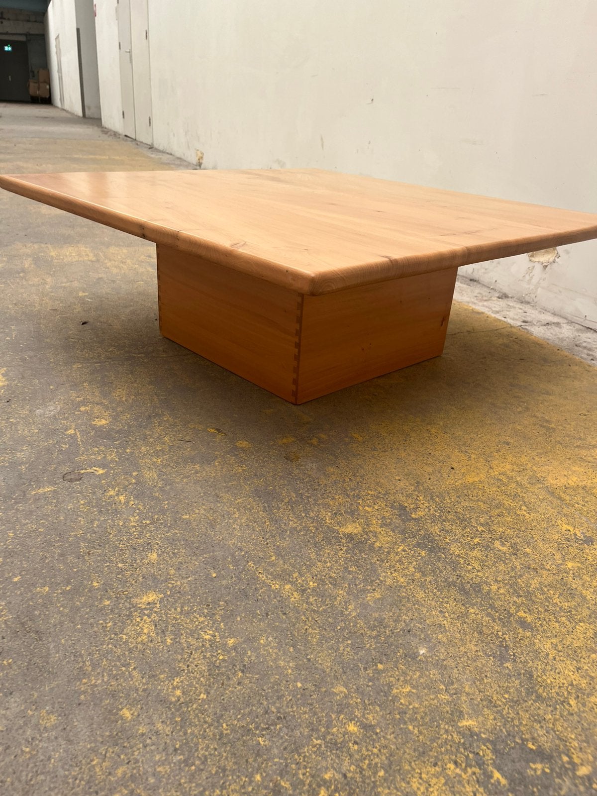 Ate van Apeldoorn Hattem salontafel vintage retro €450, Gebruikt, Ophalen of Verzenden, Minder dan 50 cm, Grenenhout
