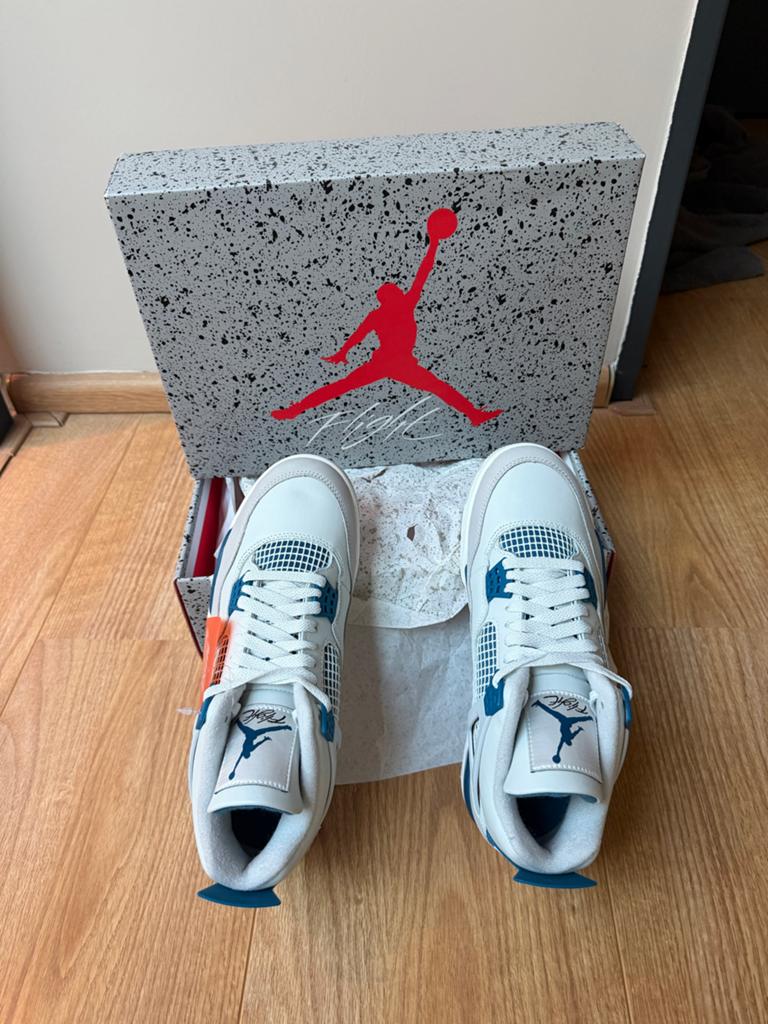 Nike Air Jordan 4 Military Blue - Nieuw in doos, Ophalen of Verzenden, Nieuw, Wit, Sneakers of Gympen