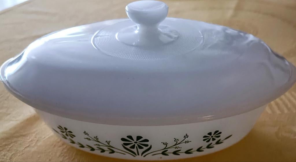 Vintage Glassbake Vuurvaste Ovenschaal met Deksel - Bloemen, Ophalen of Verzenden