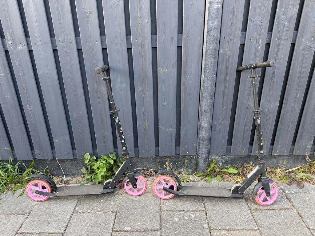 Twee Crivit steps met roze wielen, Fietsen en Brommers, Steps, Ophalen, Gebruikt, Gewone step