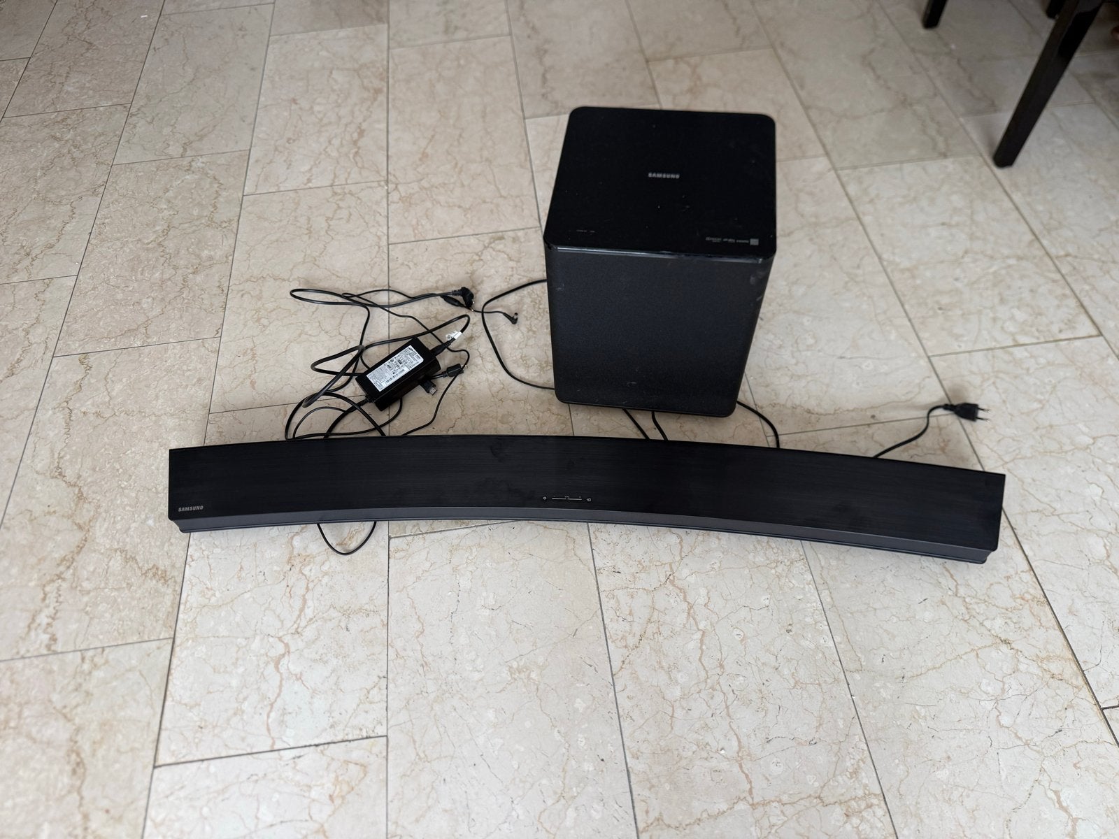Samsung HW-M550 Soundbar met draadloze subwoofer, Ophalen of Verzenden, Gebruikt, Soundbar, Overige spelers