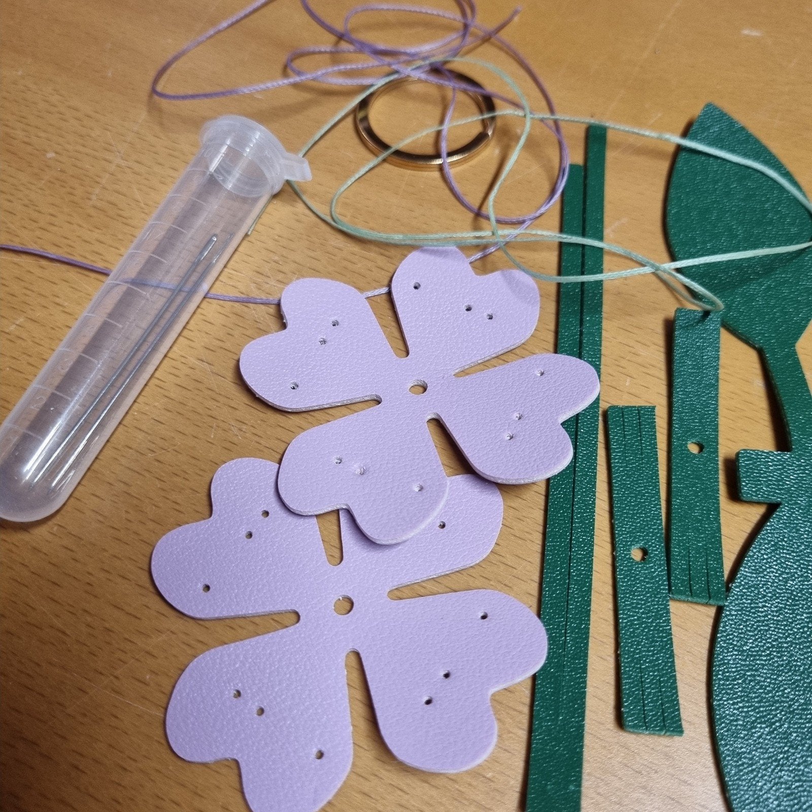 DIY setje bloemen tulpen hanger creatief tashanger bagcharm, Verzenden, Nieuw, Natuur en Bloemen, Knutselwerk