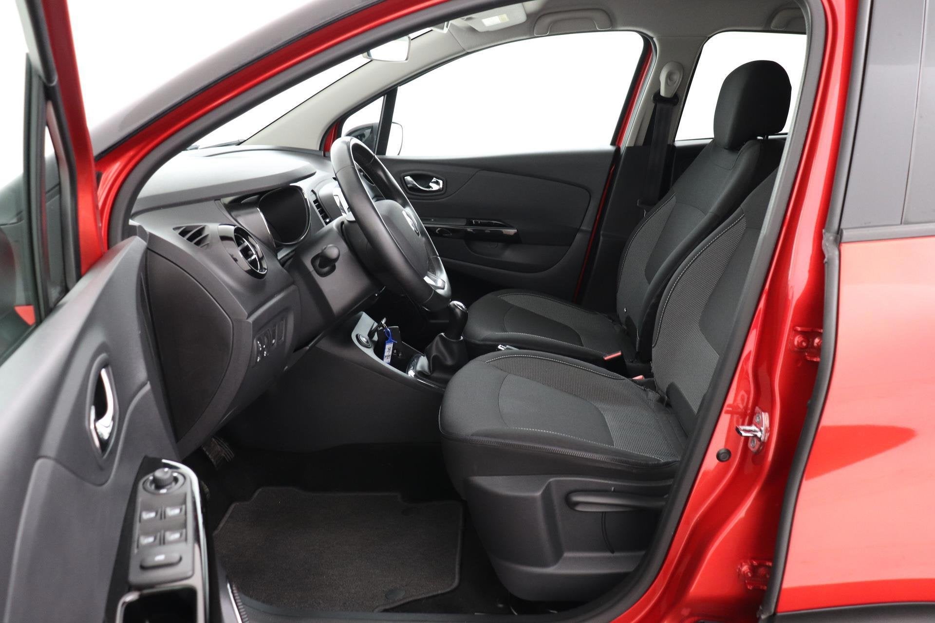 Renault Captur 0.9 TCe Dynamique | Trekhaak | Navigatie | Ca, Auto's, Voorwielaandrijving, 898 cc, Stof, Gebruikt