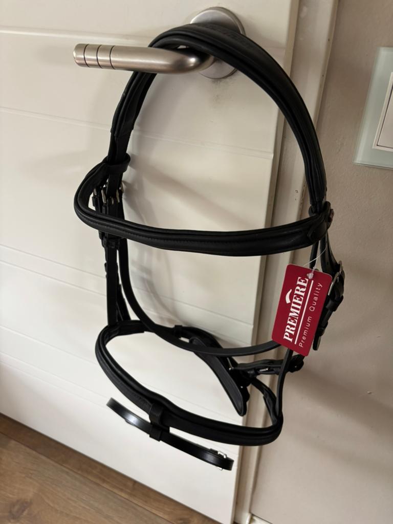 Premiere narbonne soft hoofdstel maat cob, Dieren en Toebehoren, Paarden en Pony's | Hoofdstellen en Tuigage, Ophalen of Verzenden