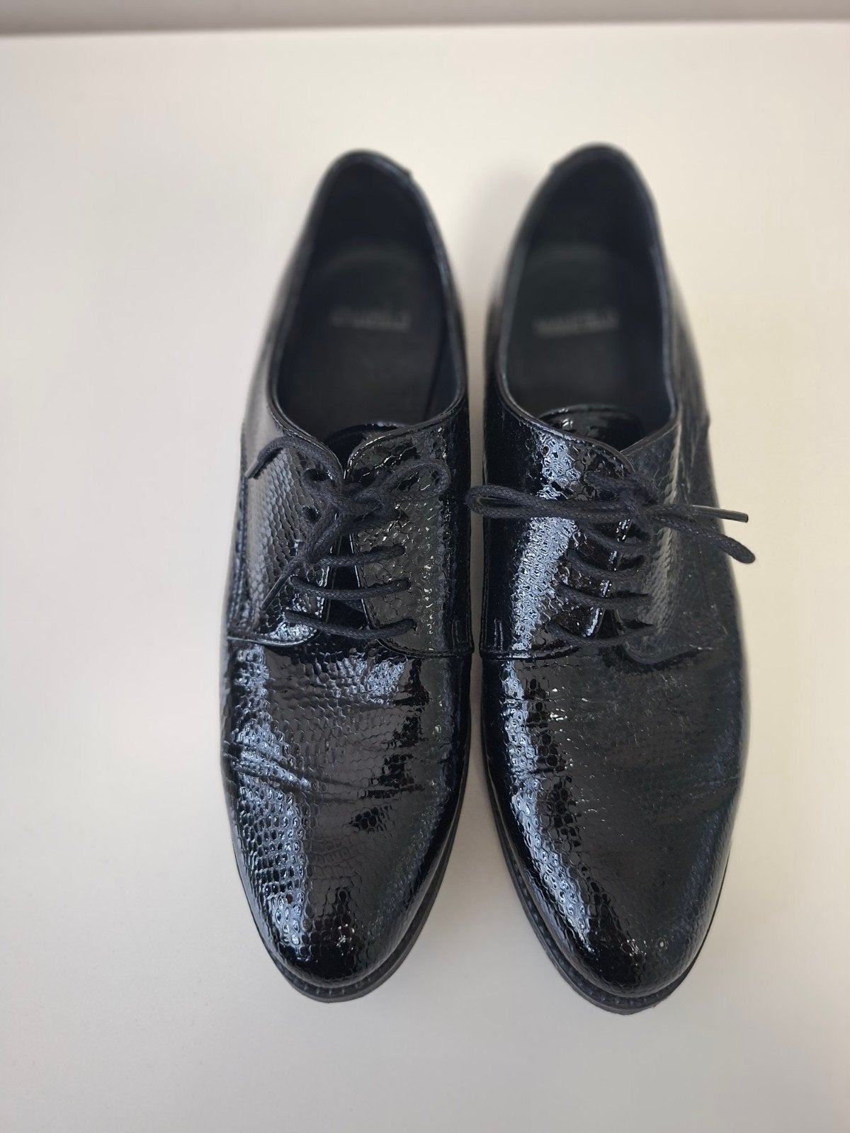 Zwarte lakleren veterschoenen maat 39, Kleding | Dames, Schoenen met lage hakken, Zwart, Ophalen of Verzenden, Onbekend