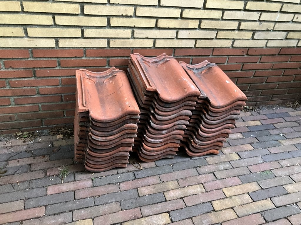 Dakpannen teeuwen tegelen vhv, Ophalen, Gebruikt, Steen of Klei, Minder dan 5 m²