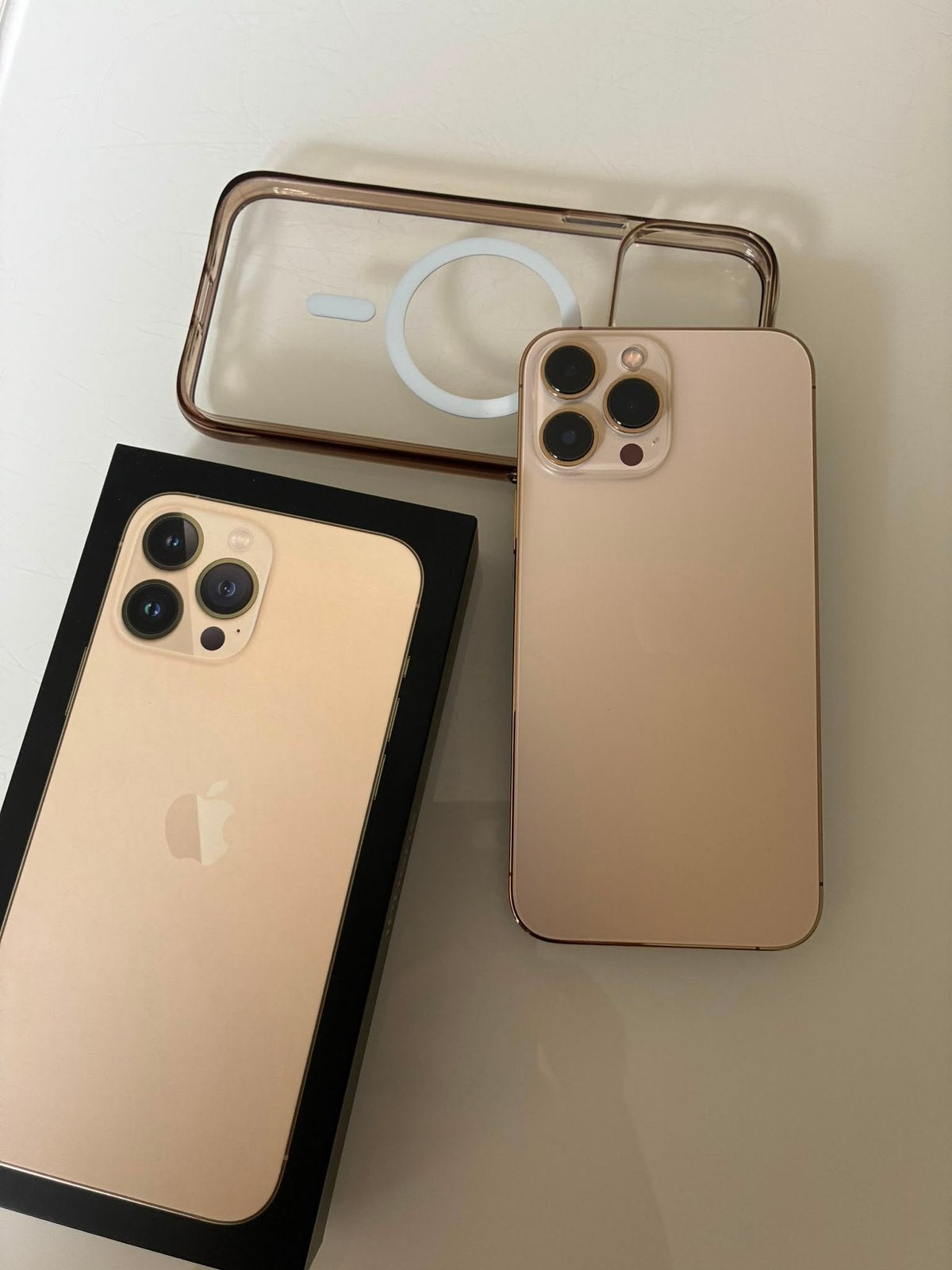 Vind iphone 13 pro max goud in Mobiele telefoons | Apple iPhone op