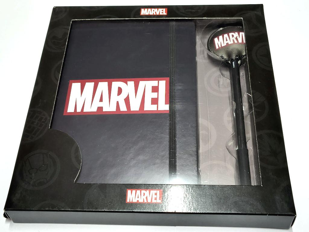 Marvel Diary Gift Box, Karacter Mania SL, A5, Ophalen of Verzenden, Polígono Industrial de la Pedrosa, Calle Botànica 78  ⠀ ⠀L'Hospitalet de Llobregat  ⠀ ⠀08908 ⠀BARCELONA  ⠀ ⠀Spanje