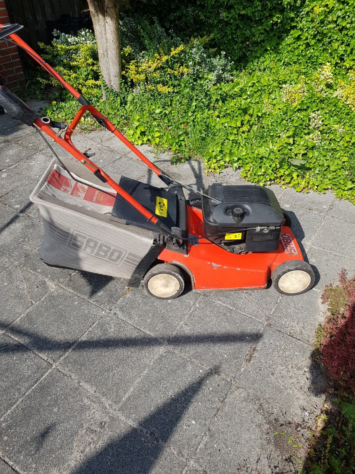 Motormaaier, Cirkelmaaier, Gebruikt, Opvangbak, Benzine-grasmaaier