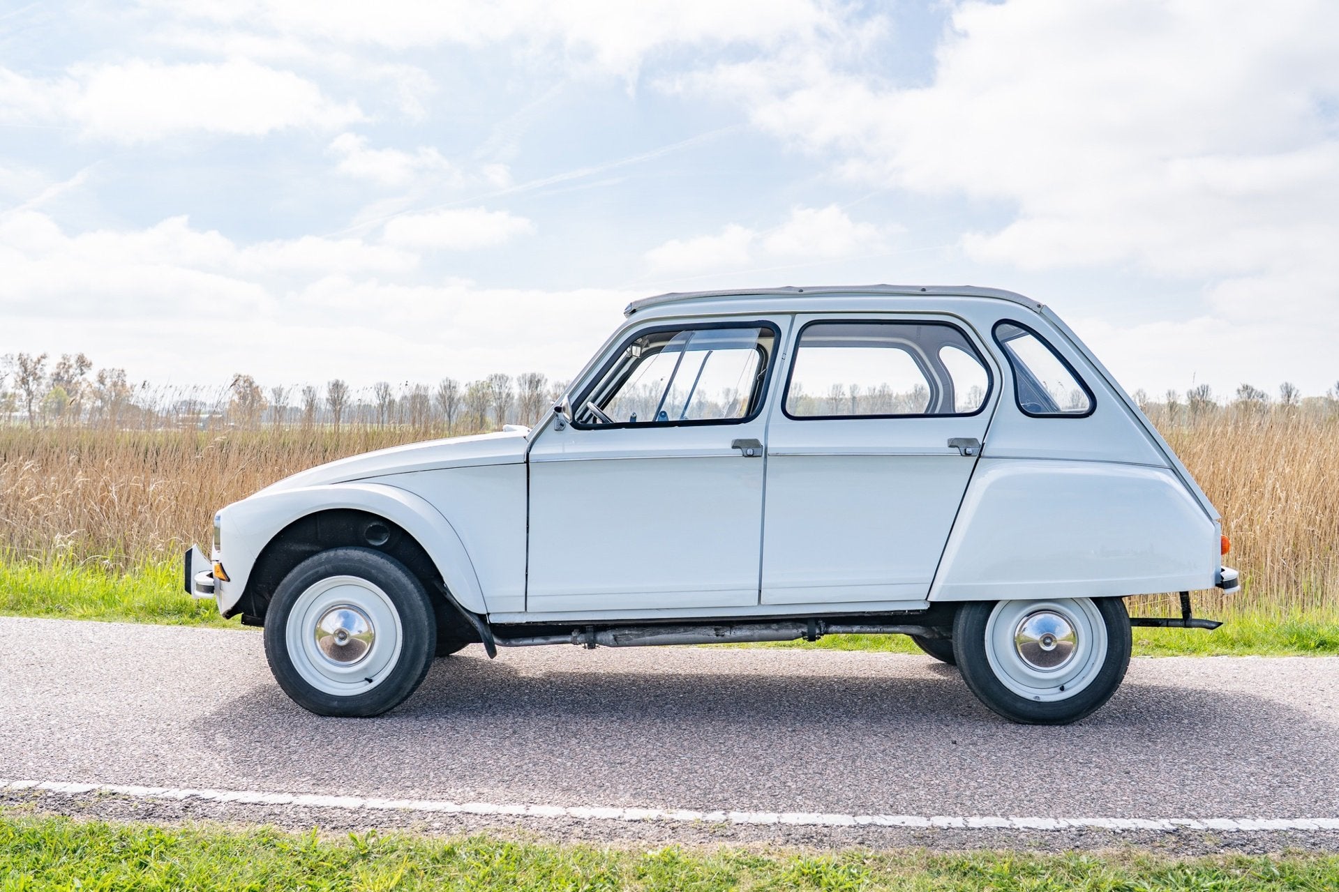 Citroen DYANE 6 LUXE, Overige modellen, 4 stoelen, Wit, Handgeschakeld