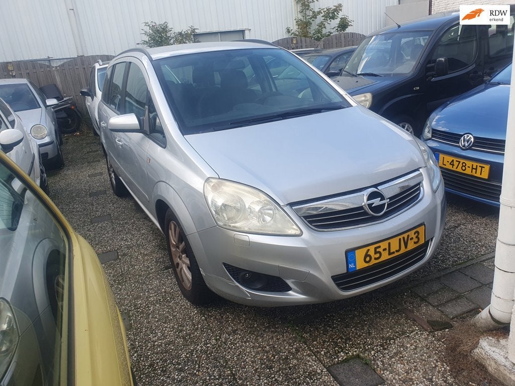 Opel Zafira 1.8 Essentia 7 persoons uitvoering Inruil Mogeli, Voorwielaandrijving, Gebruikt, 4 cilinders, 14 km/l