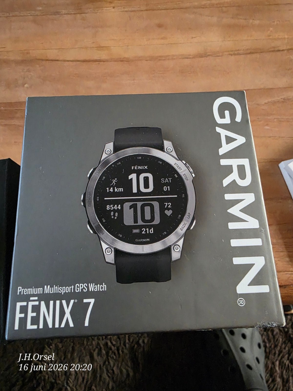Garmin Fenix 7 Silver met veel accessoires en bandjes, Garmin, Ophalen of Verzenden, Zo goed als nieuw, Waterdicht