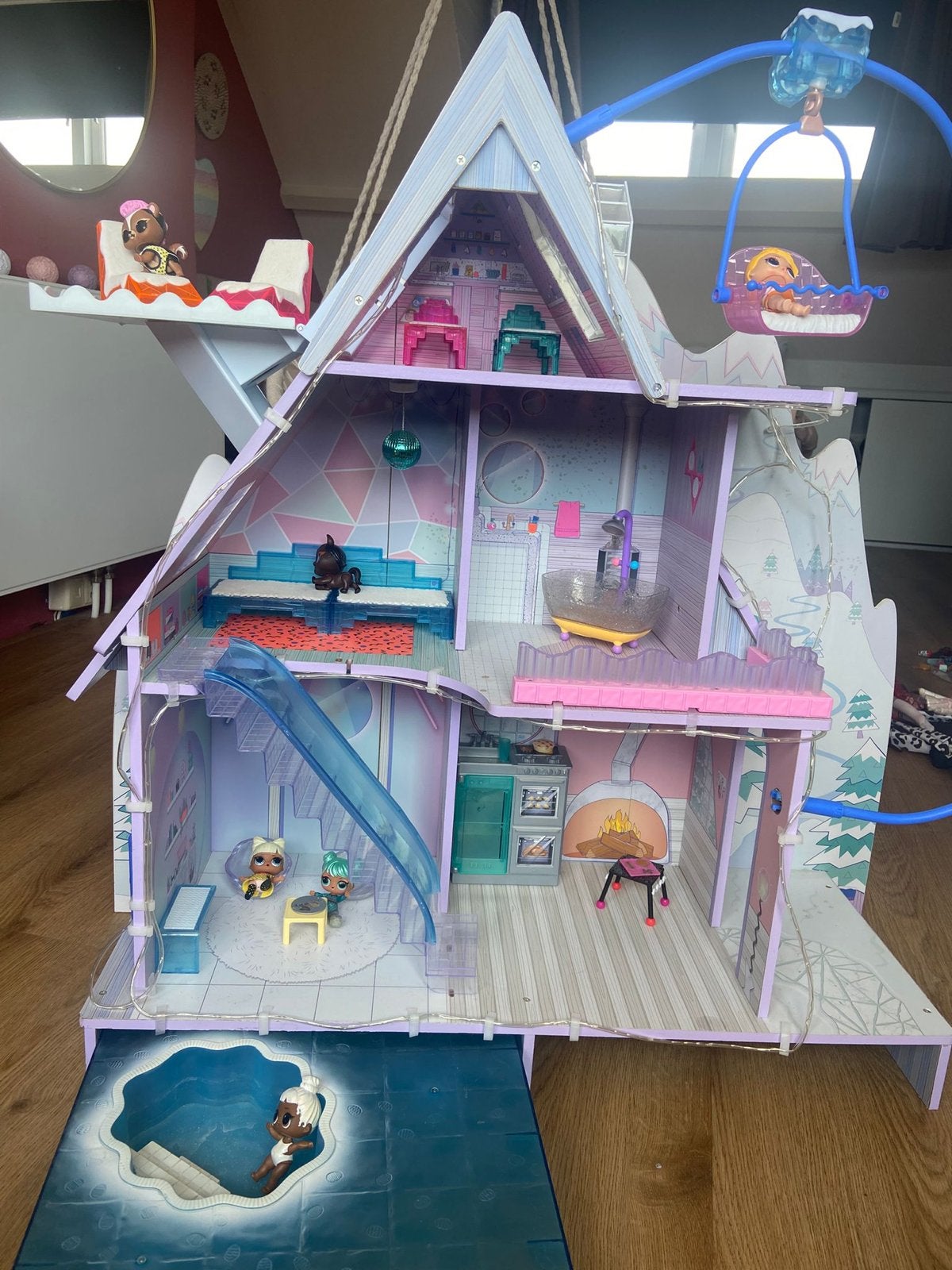 LOL Sneeuwhuis in goede staat, Ophalen of Verzenden, Zo goed als nieuw, Poppenhuis