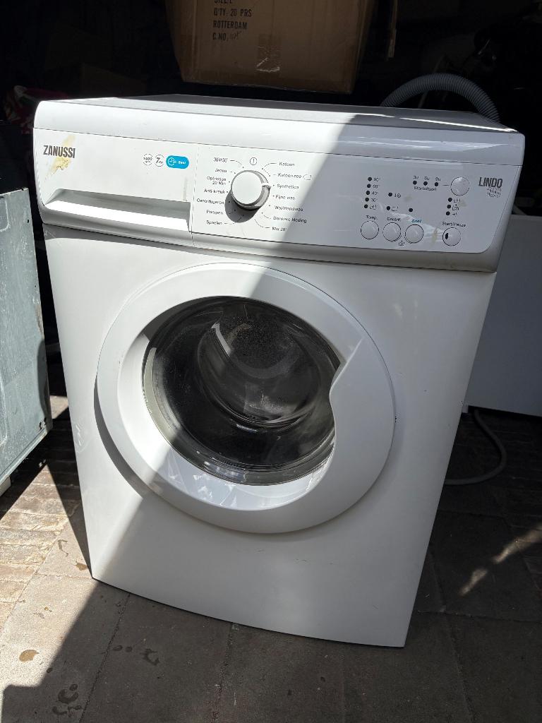 Zanussi Lindo 100 wasmachine - Defect - Gratis ophalen, Witgoed en Apparatuur, Wasmachines, Ophalen, Gebruikt, 85 tot 90 cm, 1200 tot 1600 toeren