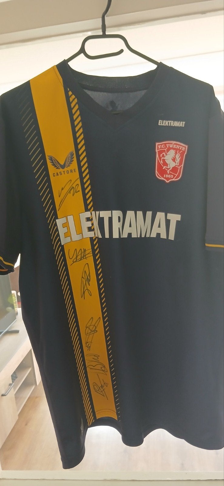 twente T-shirt, Ophalen, Zo goed als nieuw