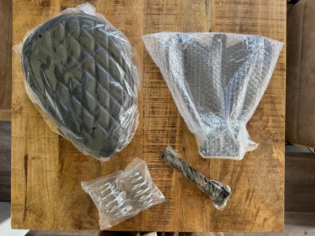 Motorfiets Solo zadel Craftride Diamond Contoured met veer, Ophalen of Verzenden, Nieuw