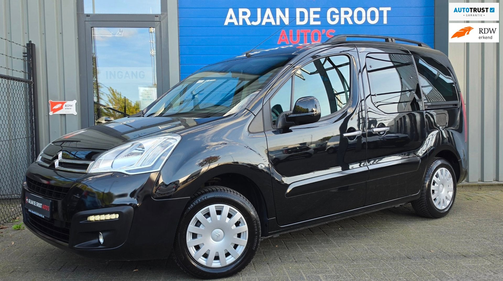 Citroen Berlingo 1.6 VTi Cruise Airco 4 Cilinder PDC Trekhaa, Auto's, Voorwielaandrijving, Stof, Gebruikt, 1295 kg