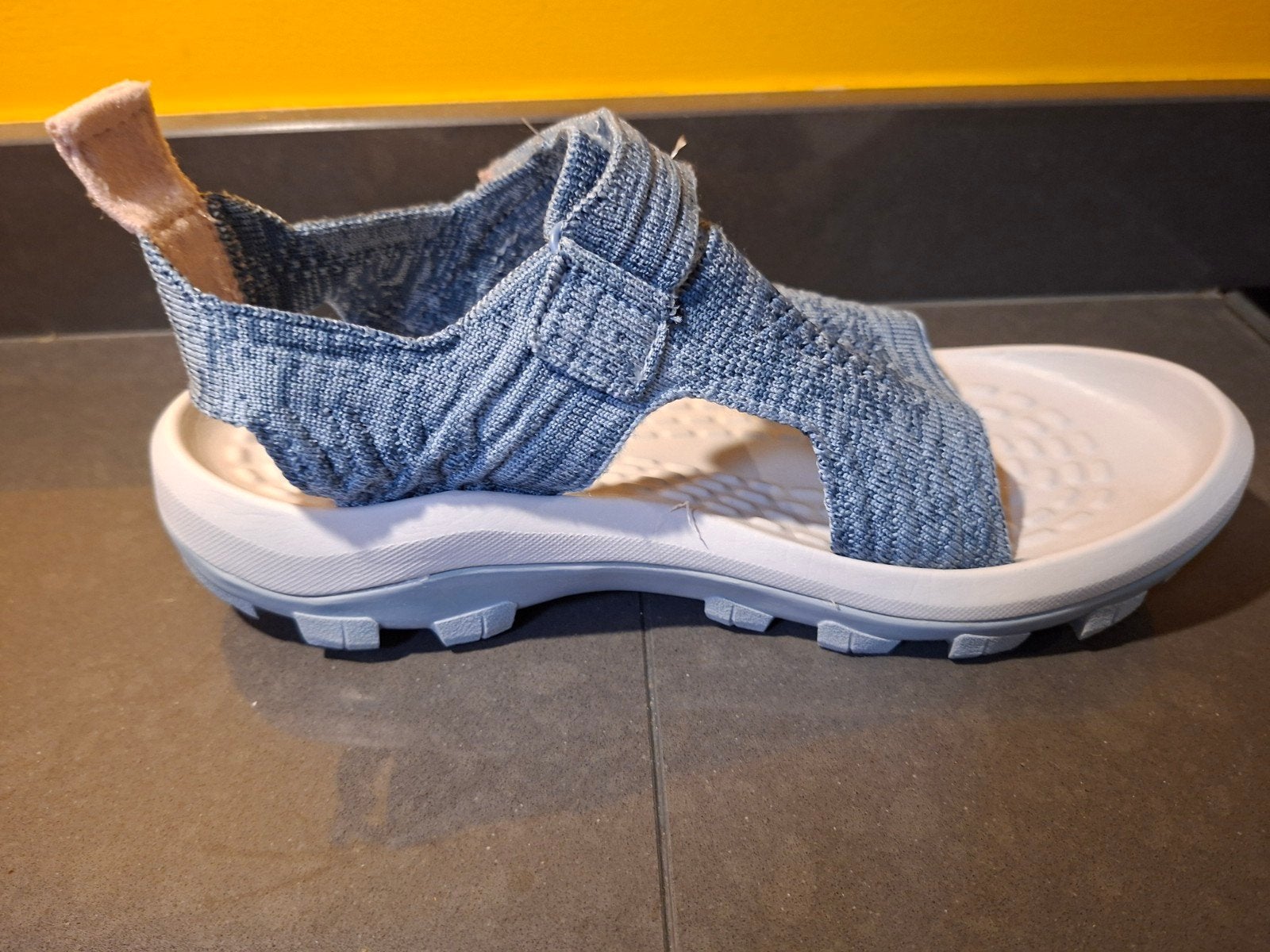 outdoor/water sandalen maat 37 dames Quechua/Decathlon, Blauw, Decathlon, Gedragen, Sandalen of Muiltjes