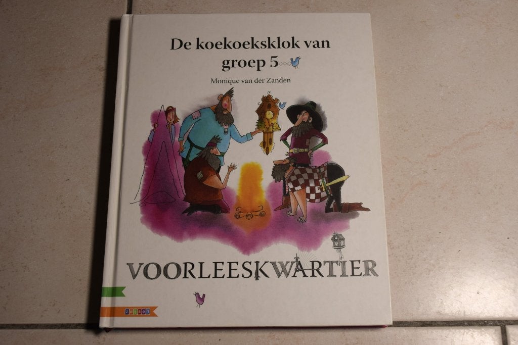 Voorleeskwartier De koekoeksklok van groep 5, Ophalen of Verzenden, Zo goed als nieuw, Fictie algemeen
