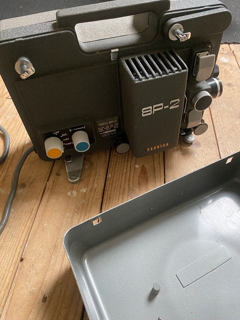 Vintage Yashica 8P-2(8mm)Projector Multi-Voltage, Ophalen, Gebruikt, Compact, Overige Merken