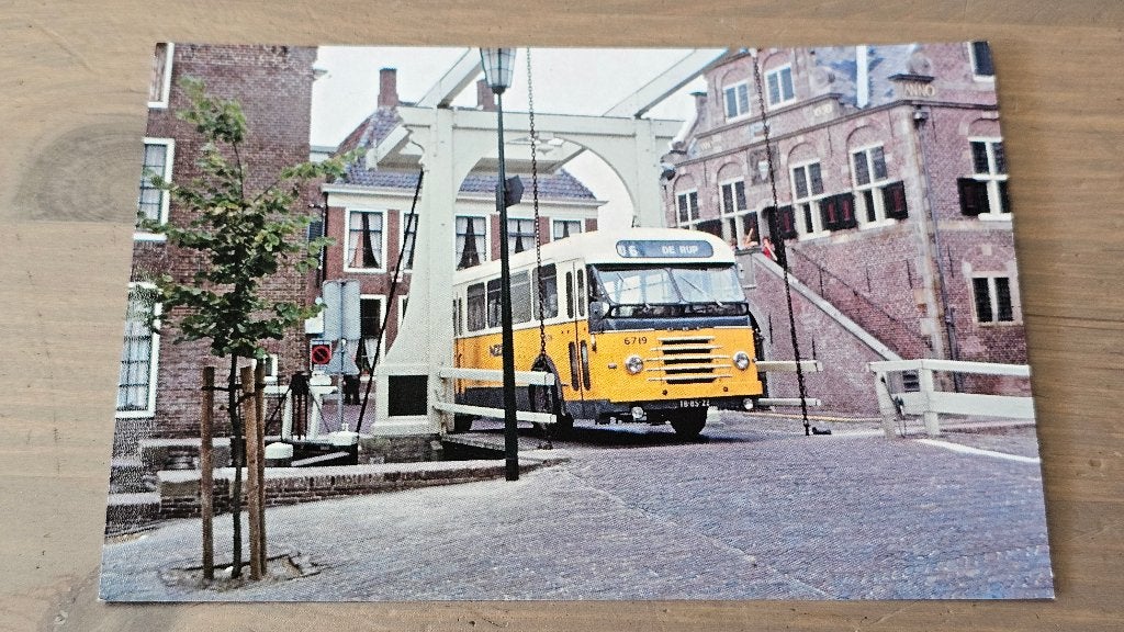 Foto BUS NZH Haarlem 6719, Verzamelen, Verzenden, Gebruikt, Bus of Metro, Overige typen