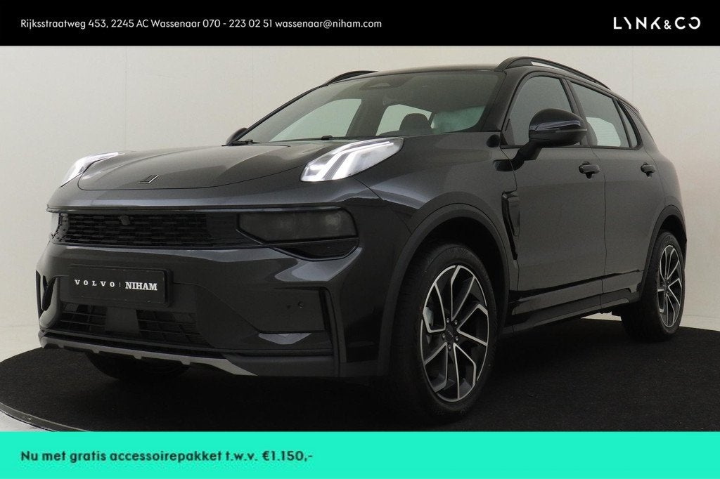 Lynk & Co 01 1.5 PHEV CORE *VOORRAAD VOORDEEL* -CARPLAY|ADAP, Auto's, Lynk & Co, 12 maanden, 4 cilinders, Alcantara, Zwart