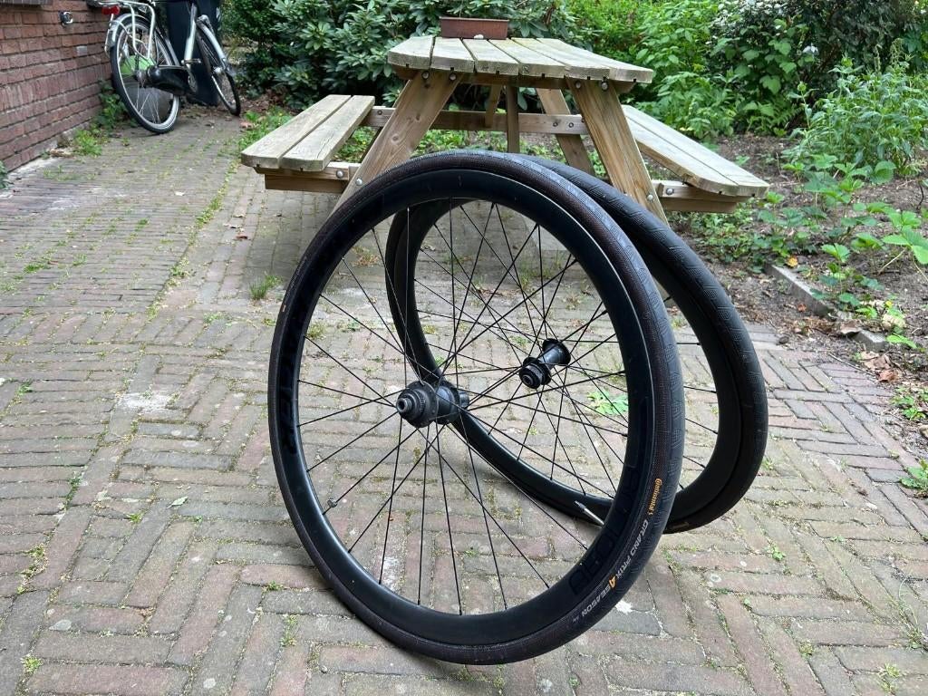 Wielset Bontrager Aeolus Elite 35 disc, Gebruikt, Bontrager, Racefiets, Carbon