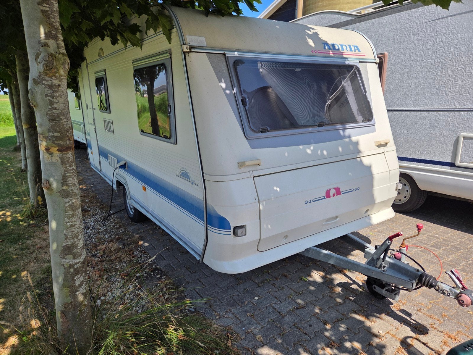 Adria 432 PY ,bj 2003 ,met voortent, Vast bed, Treinzit, Particulier, Adria